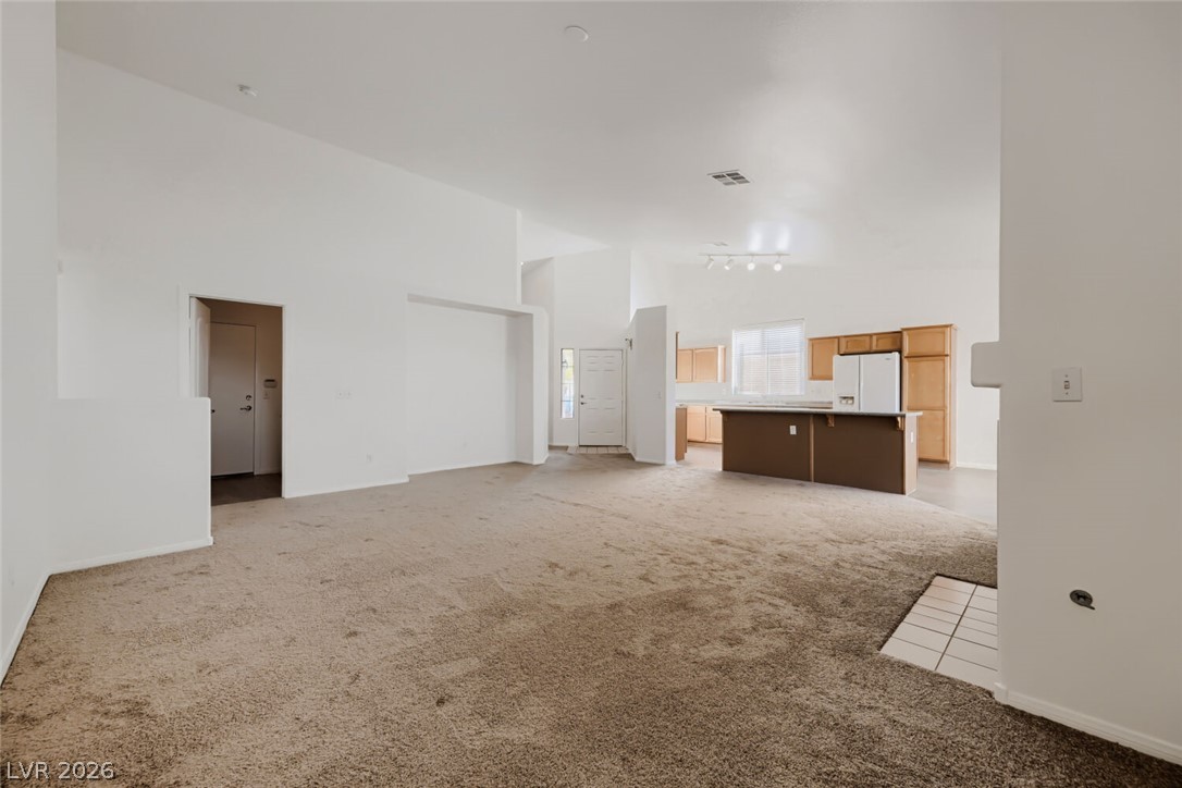 7530 Splashing Rock Drive Property Photo 9