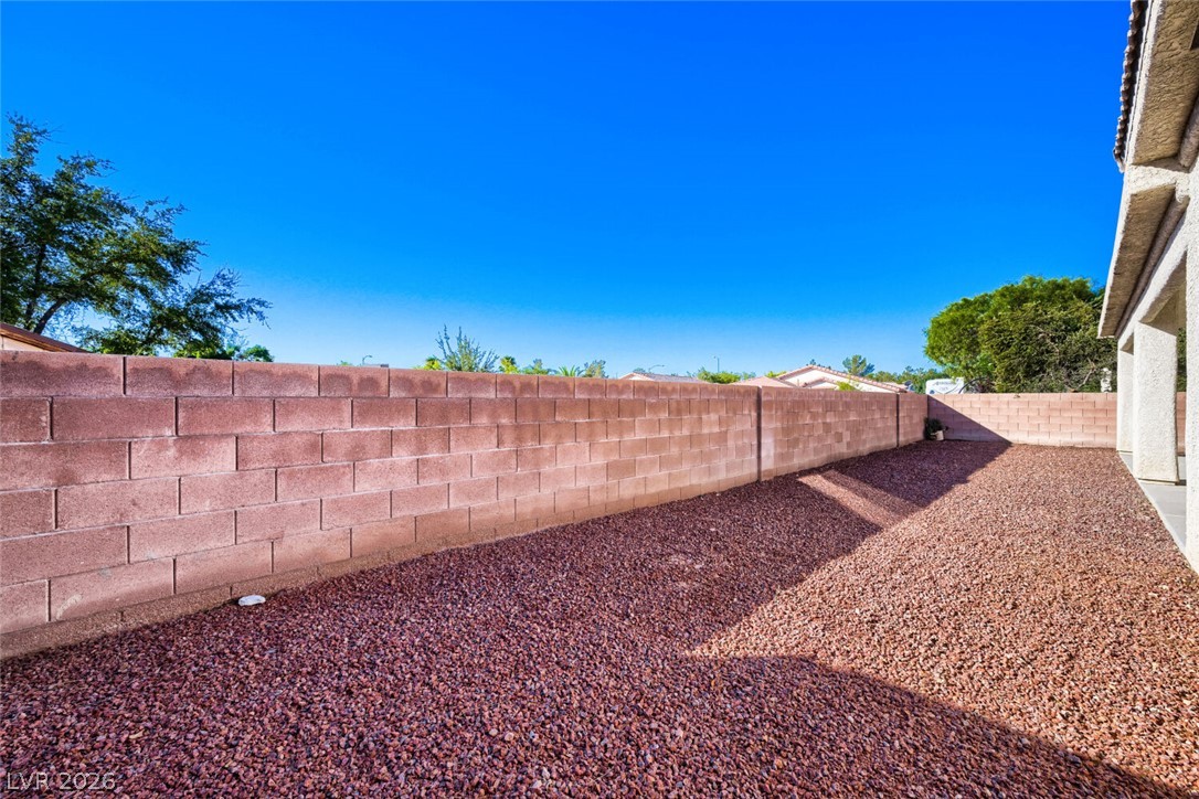 7530 Splashing Rock Drive Property Photo 29