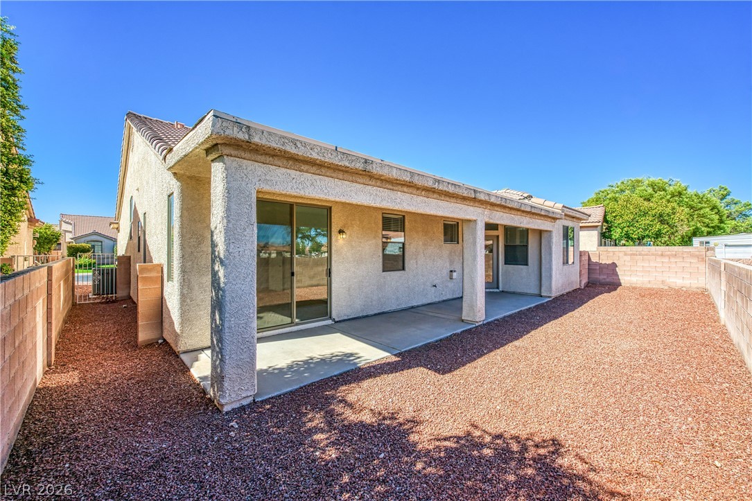 7530 Splashing Rock Drive Property Photo 30