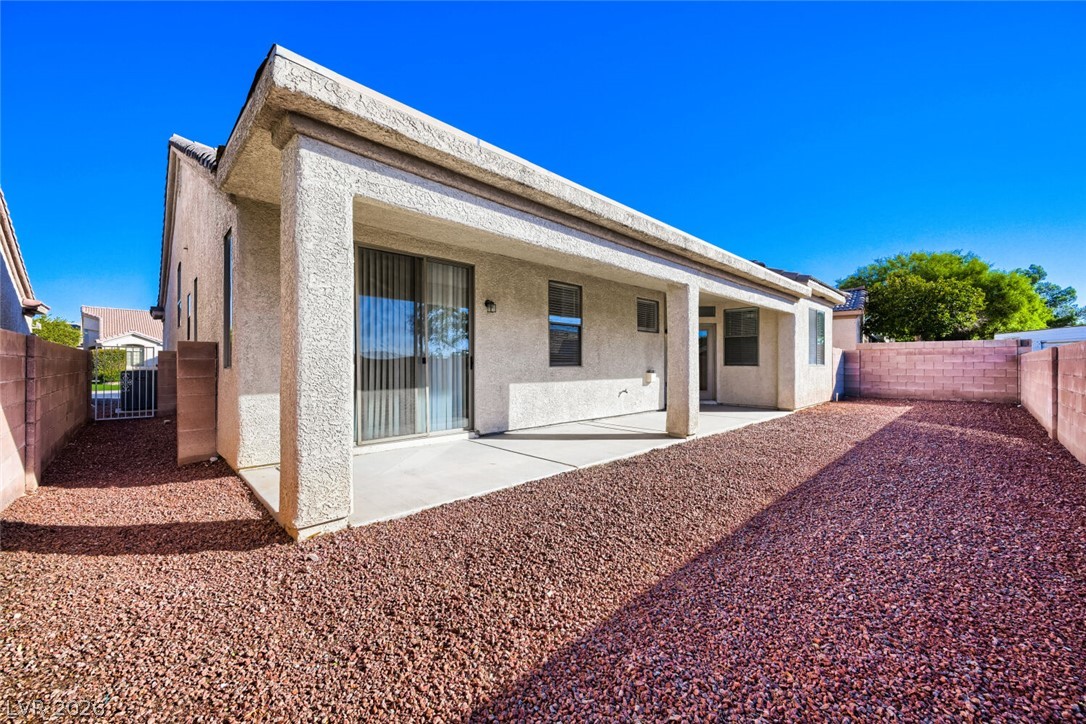 7530 Splashing Rock Drive Property Photo 31