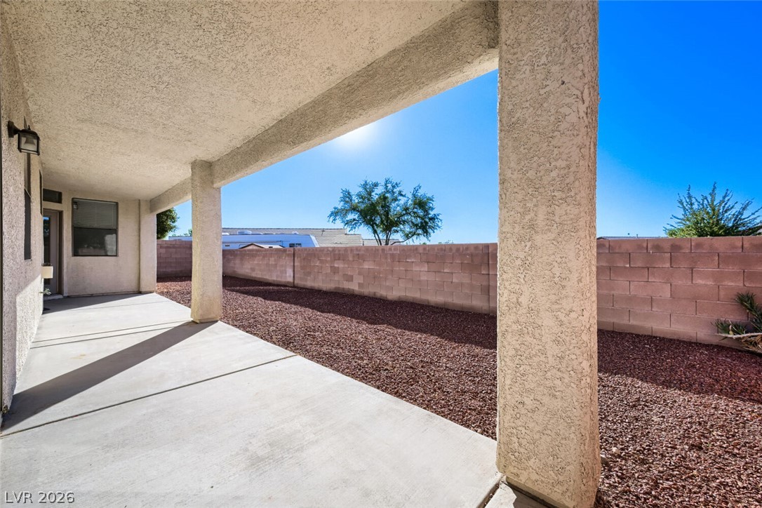 7530 Splashing Rock Drive Property Photo 32