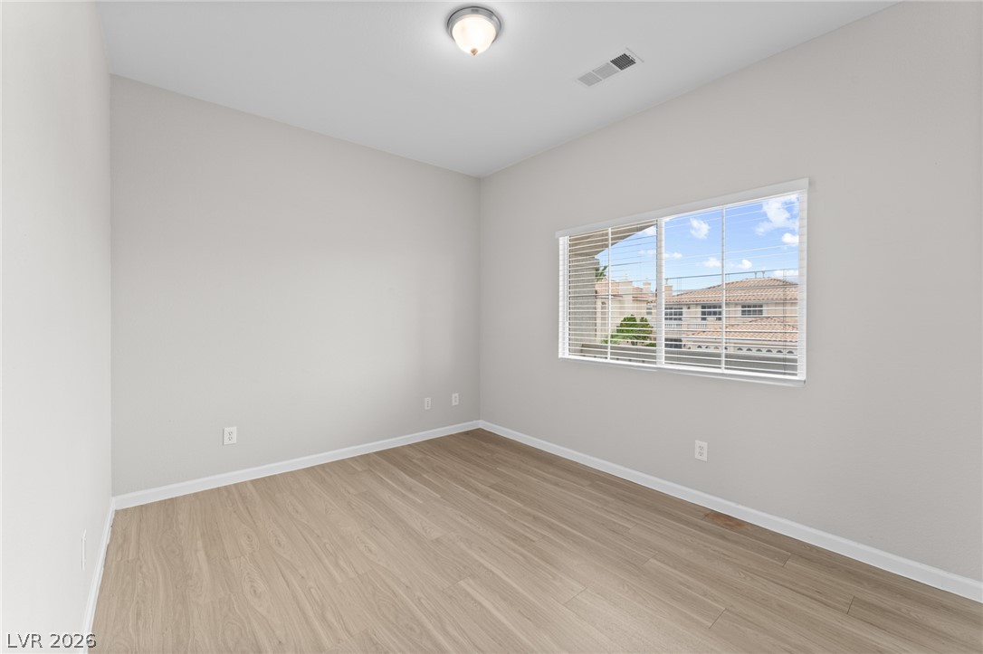 6541 Ironbound Bay Avenue Property Photo 31