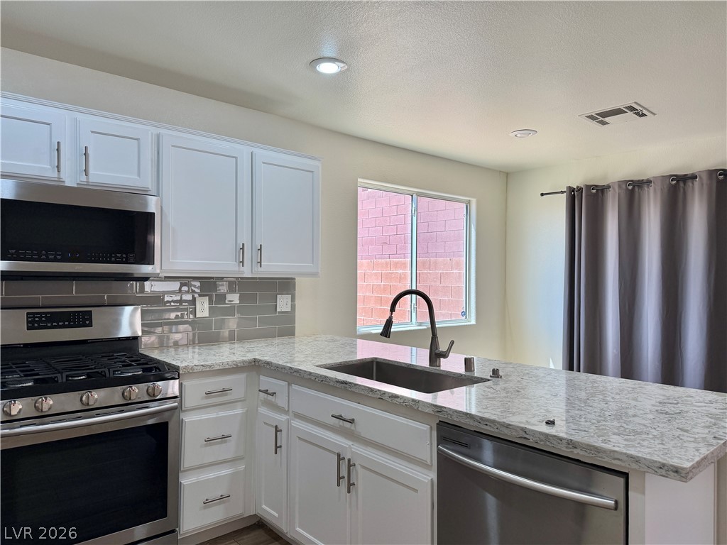 8220 Royal Lilly Court Property Photo 8