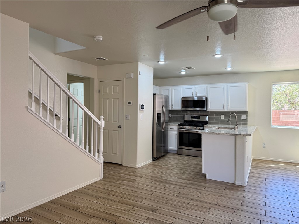 8220 Royal Lilly Court Property Photo 9