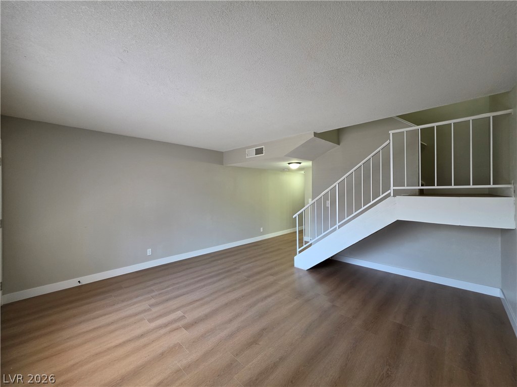 4230 Mississippi Avenue Property Photo 3