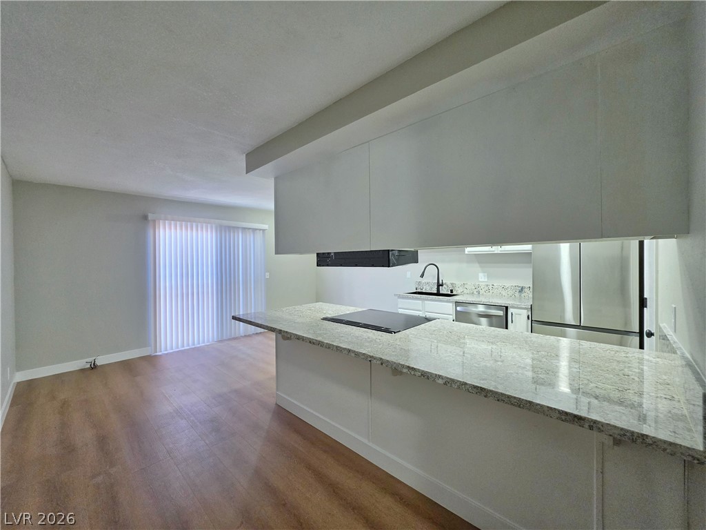 4230 Mississippi Avenue Property Photo 6