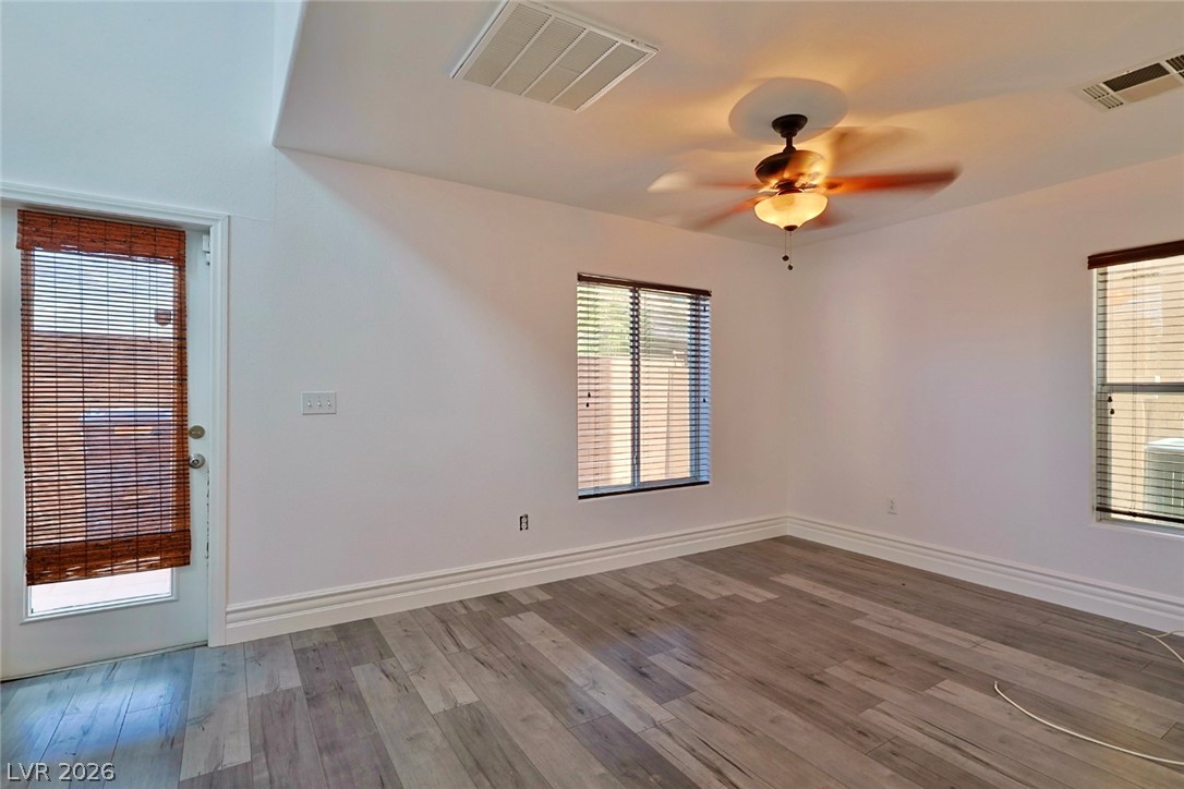 9578 Summer Furnace Street Property Photo 5