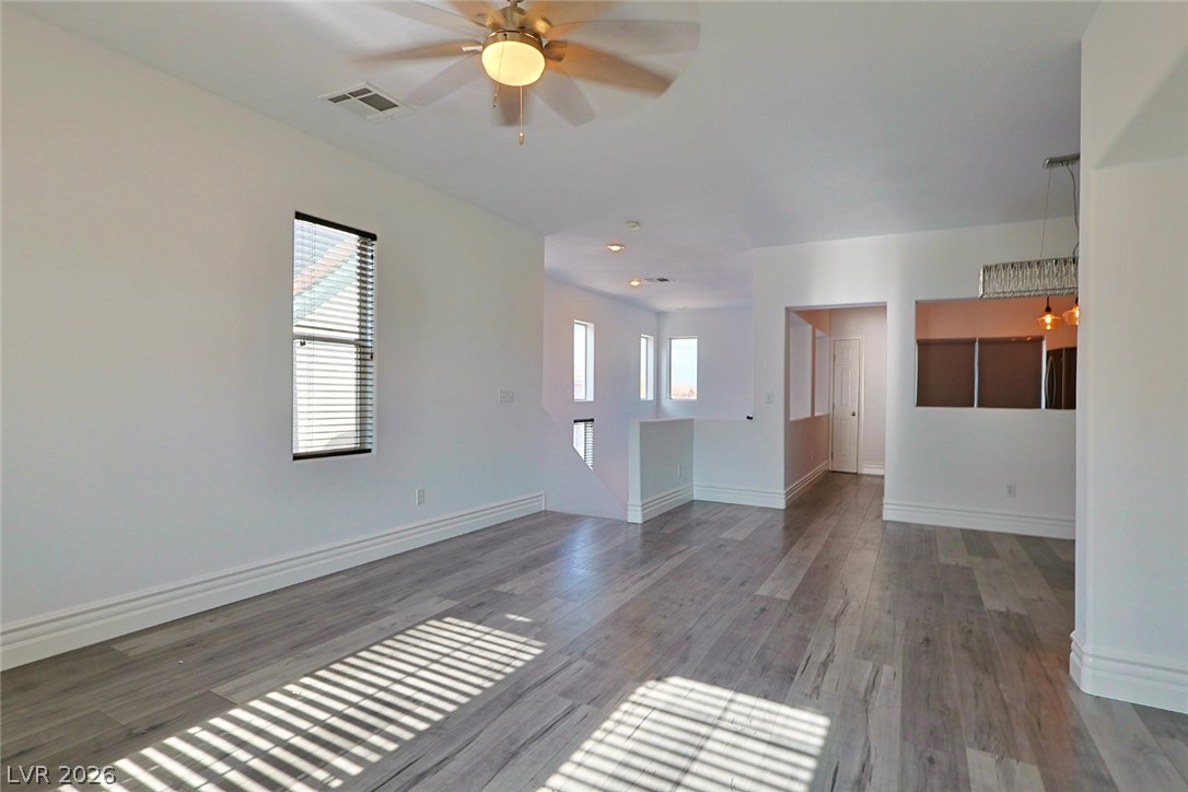 9578 Summer Furnace Street Property Photo 23