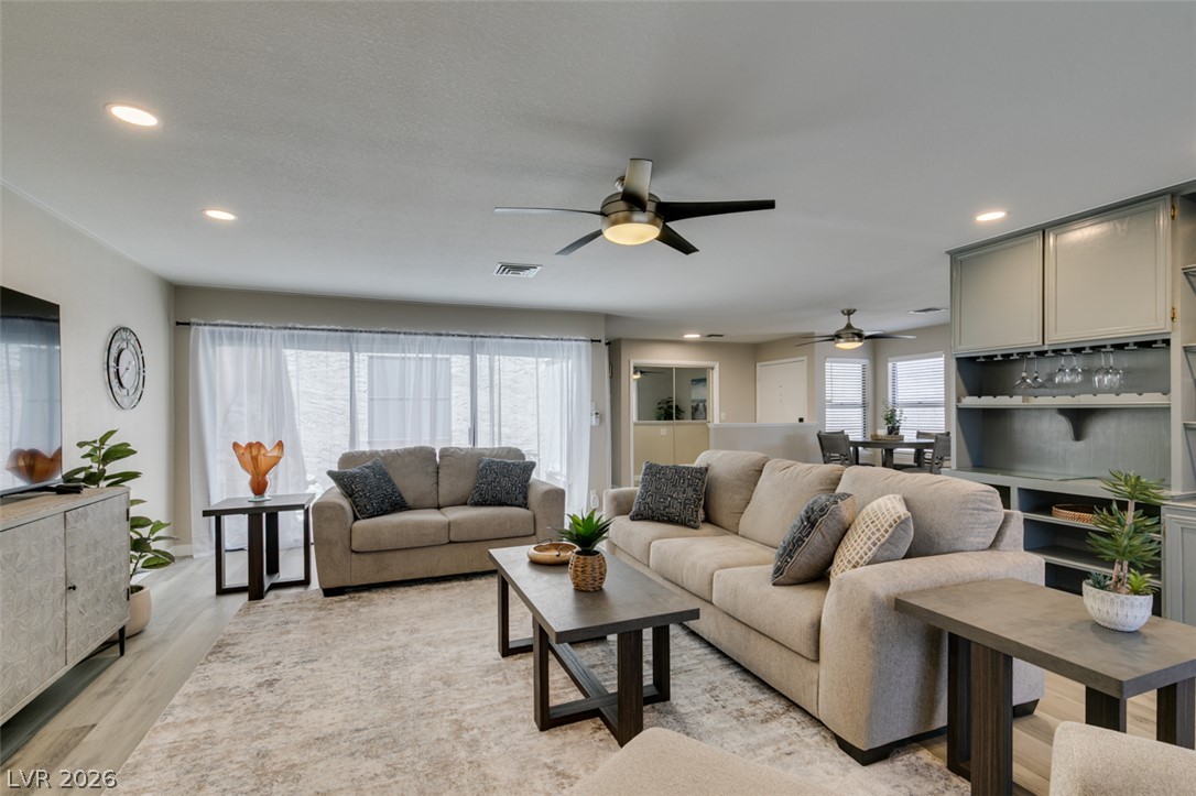 2587 Swan Lane Property Photo 10
