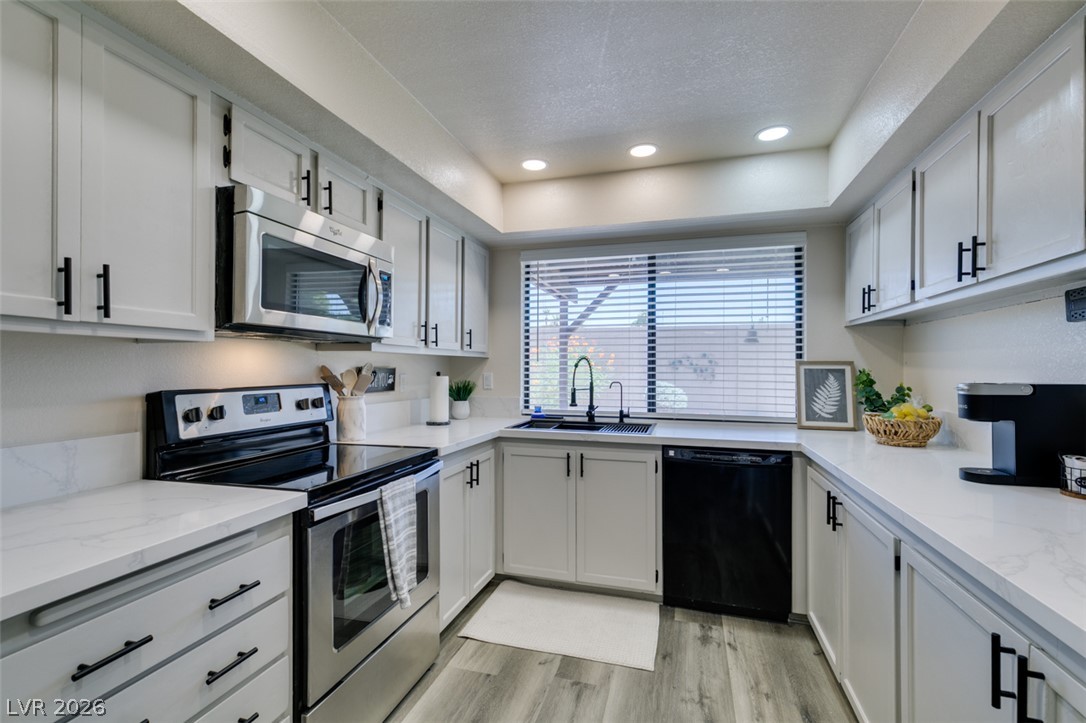 2587 Swan Lane Property Photo 17