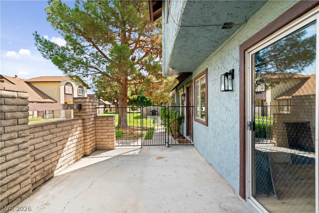 4490 Del Oro Drive Property Photo 14