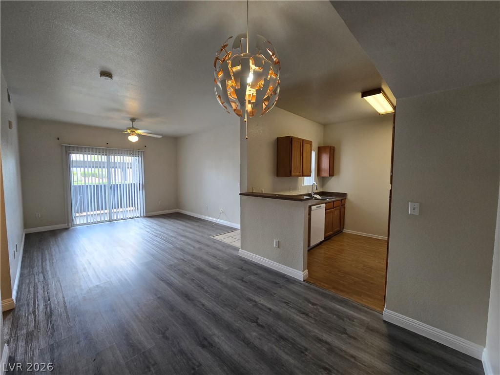 9620 West Russell Road 1122 Property Photo 8