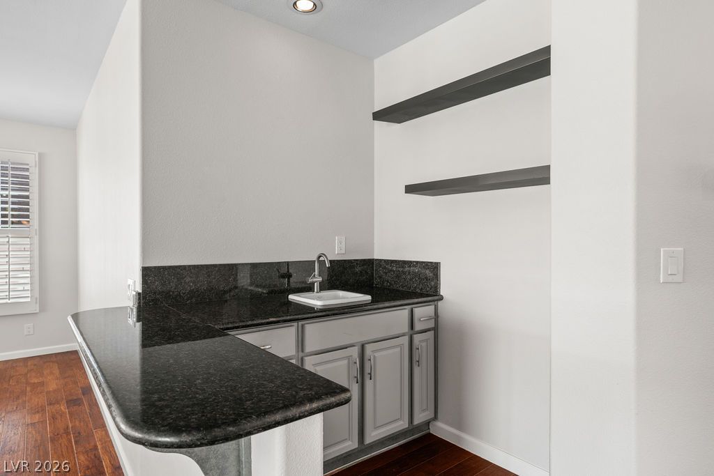2504 Hacker Drive Property Photo 17