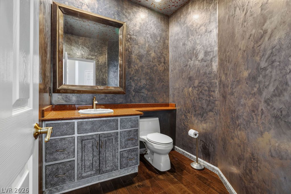 2504 Hacker Drive Property Photo 26