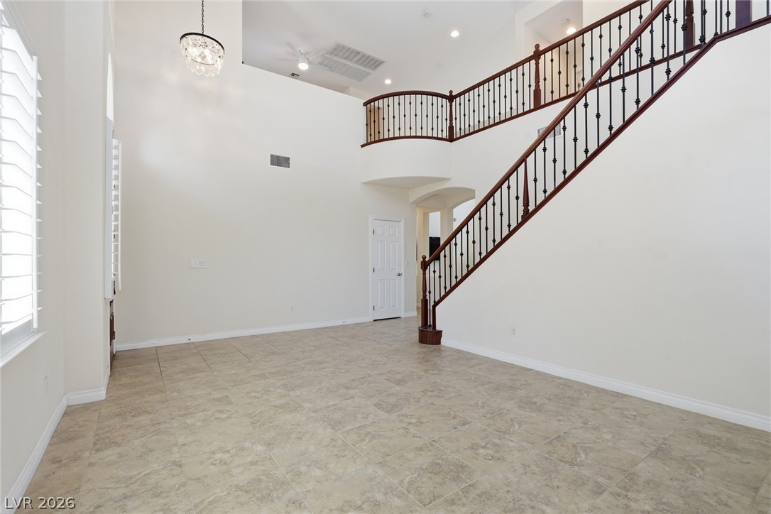9952 Madison Walk Avenue Property Photo 7