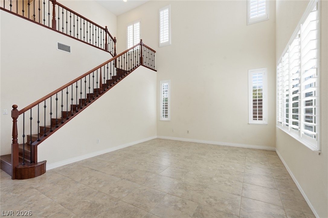9952 Madison Walk Avenue Property Photo 8