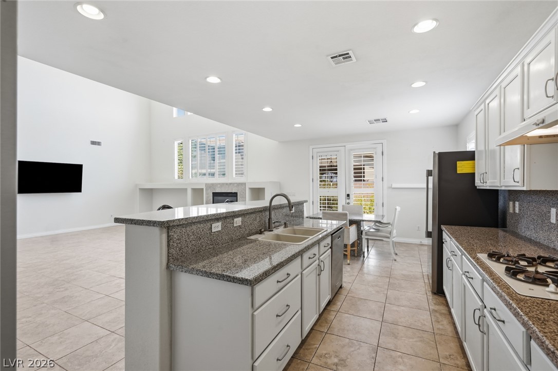 9952 Madison Walk Avenue Property Photo 12