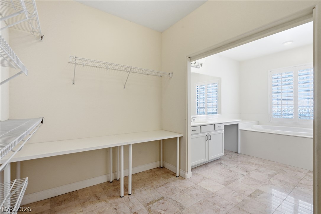 9952 Madison Walk Avenue Property Photo 42