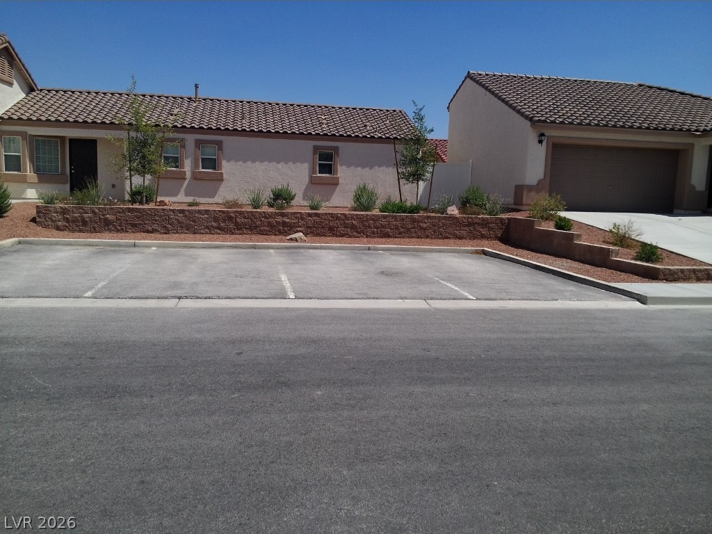 7876 CROWNBEARD Street Property Photo 1