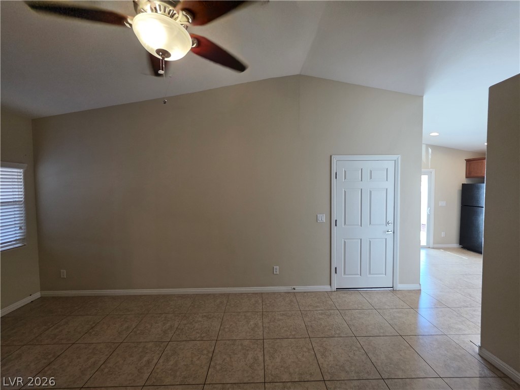 7876 Crownbeard Street Property Photo 23