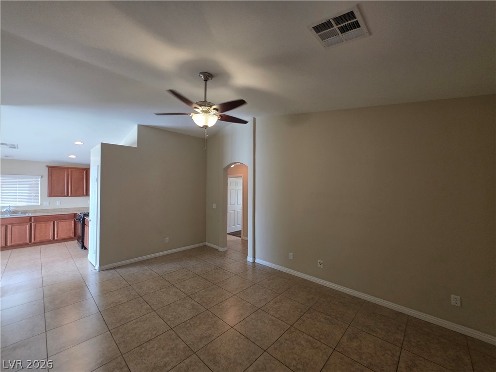 7876 Crownbeard Street Property Photo 28
