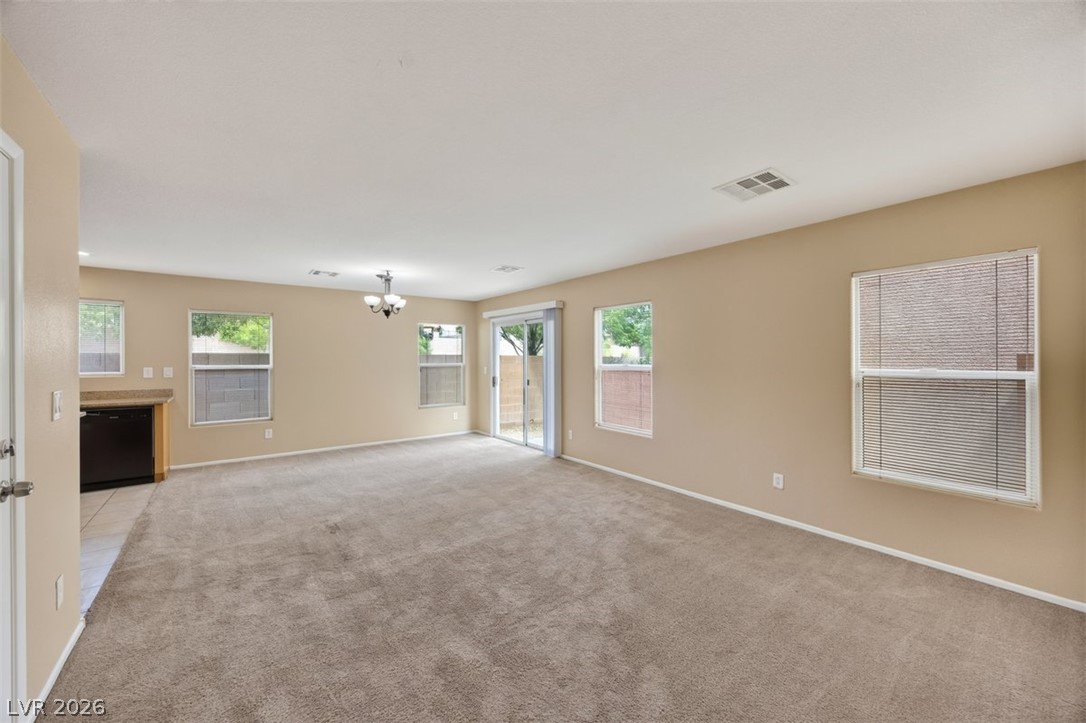 565 Lapford Street Property Photo 3
