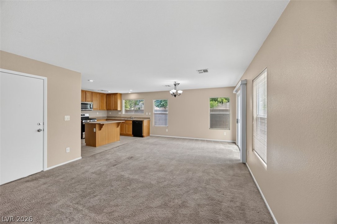 565 Lapford Street Property Photo 4