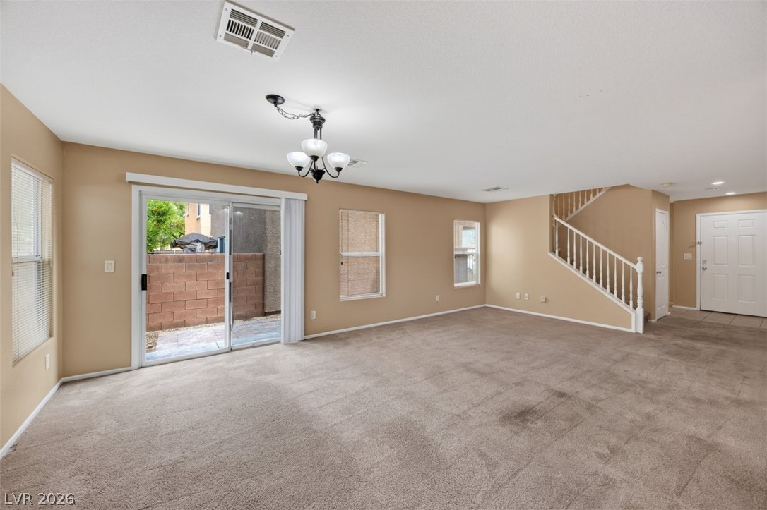565 Lapford Street Property Photo 6