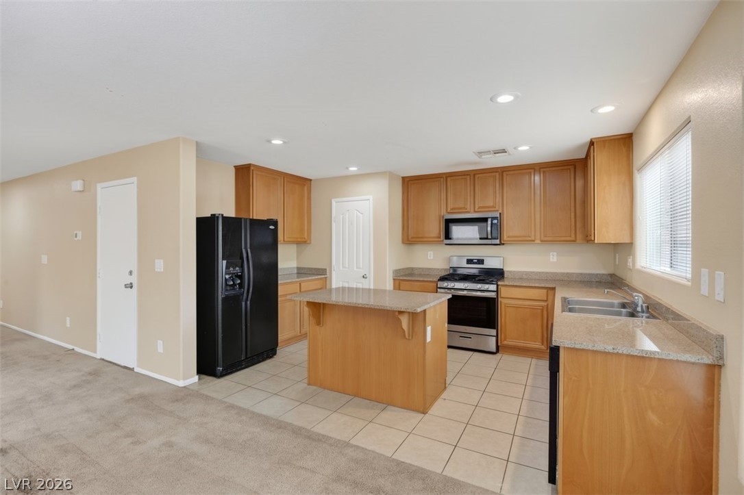 565 Lapford Street Property Photo 8