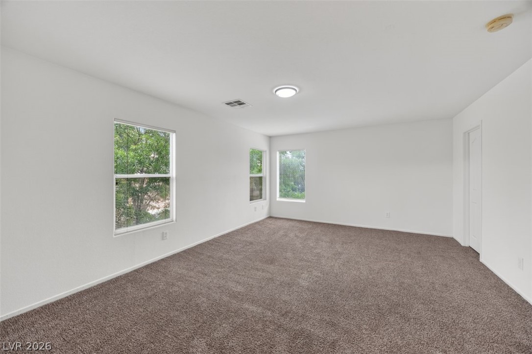 565 Lapford Street Property Photo 11