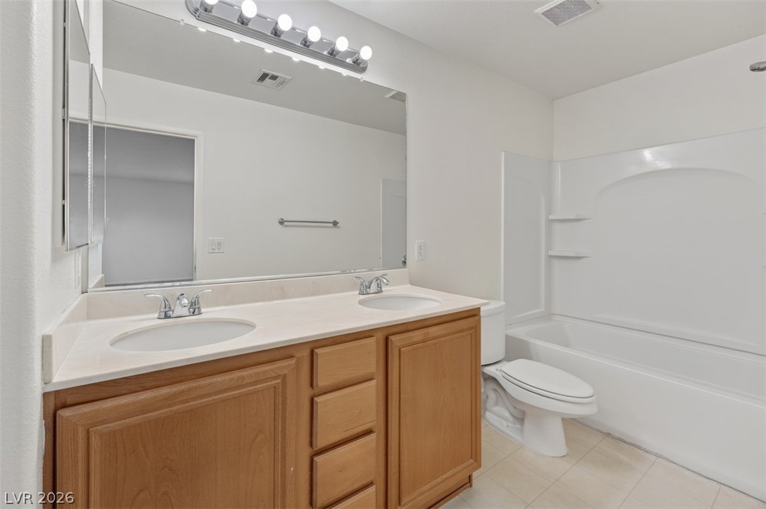 565 Lapford Street Property Photo 12