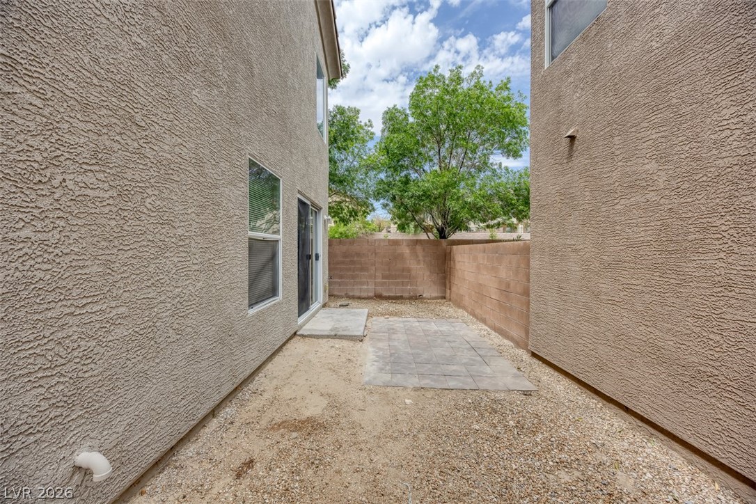 565 Lapford Street Property Photo 20