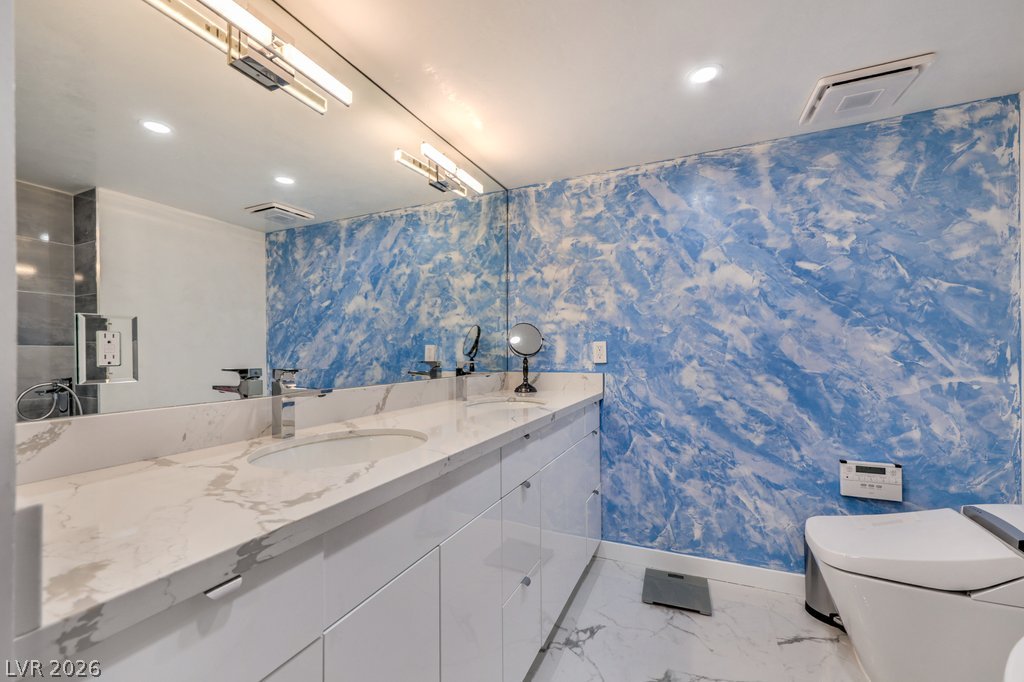 205 East Harmon Avenue 507 Property Photo 17
