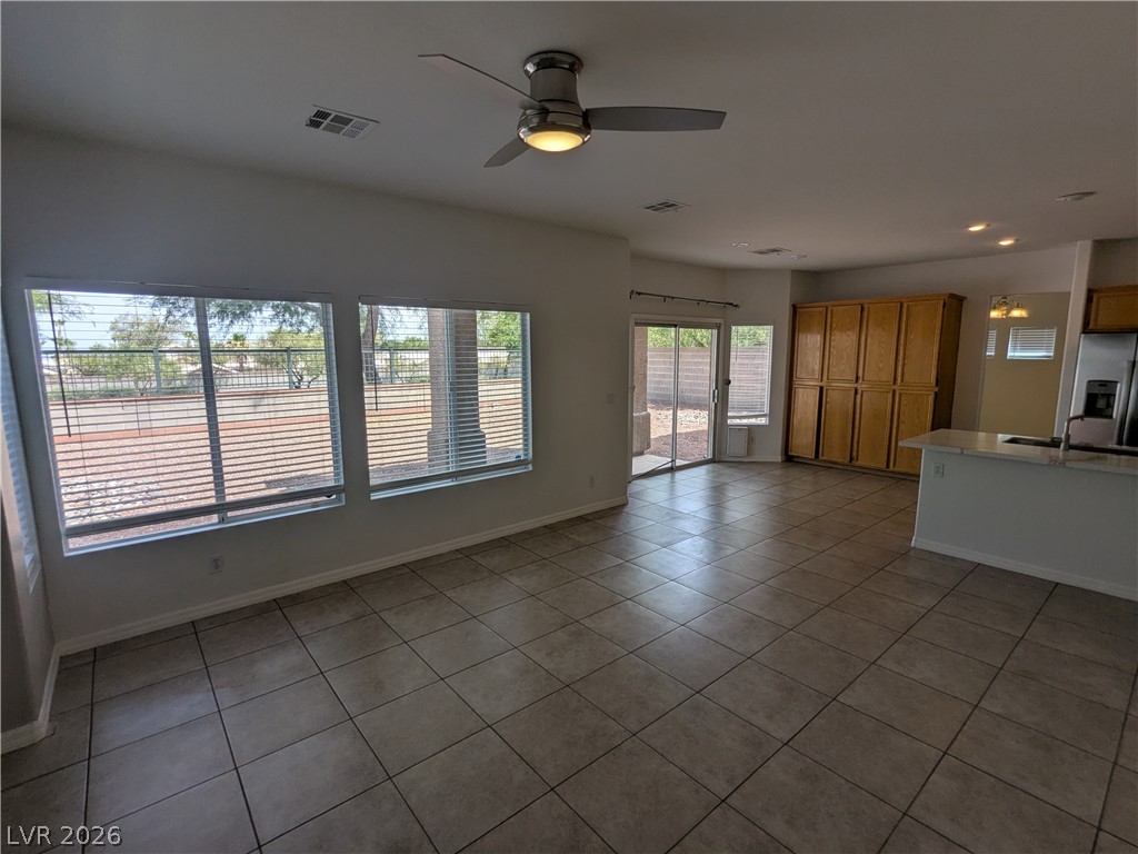 1016 Royal Plum Lane Property Photo 5