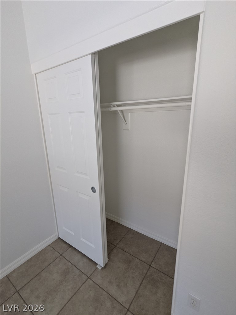1016 Royal Plum Lane Property Photo 14