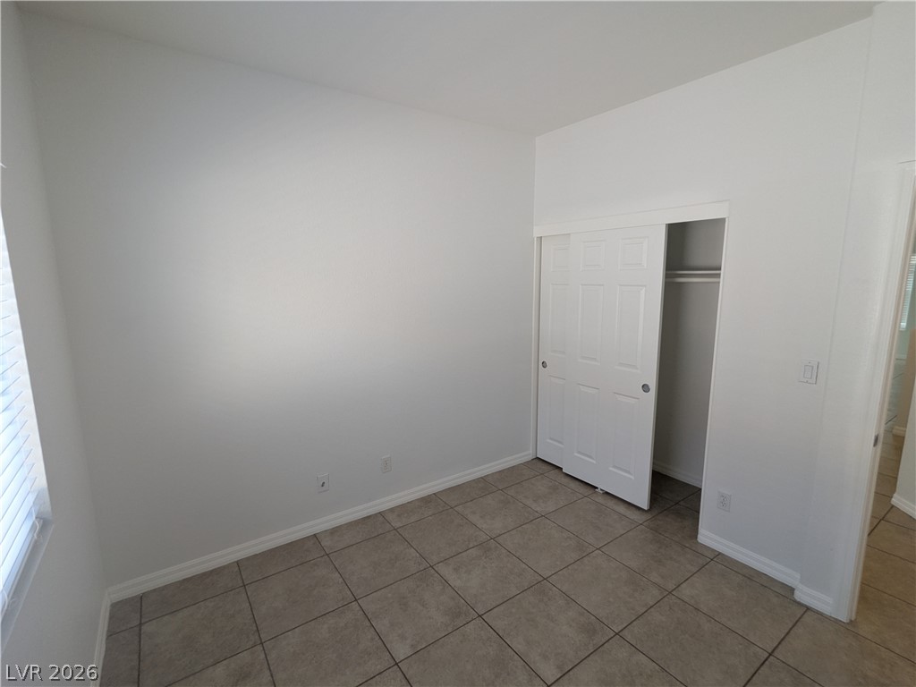 1016 Royal Plum Lane Property Photo 15