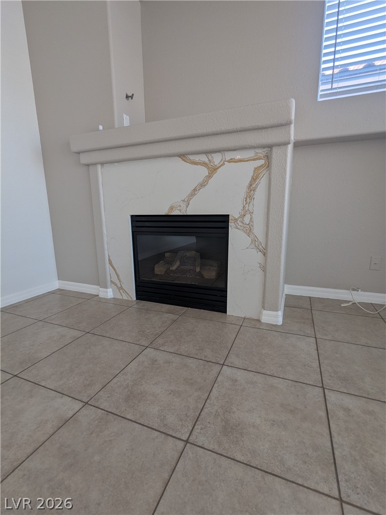 1016 Royal Plum Lane Property Photo 18