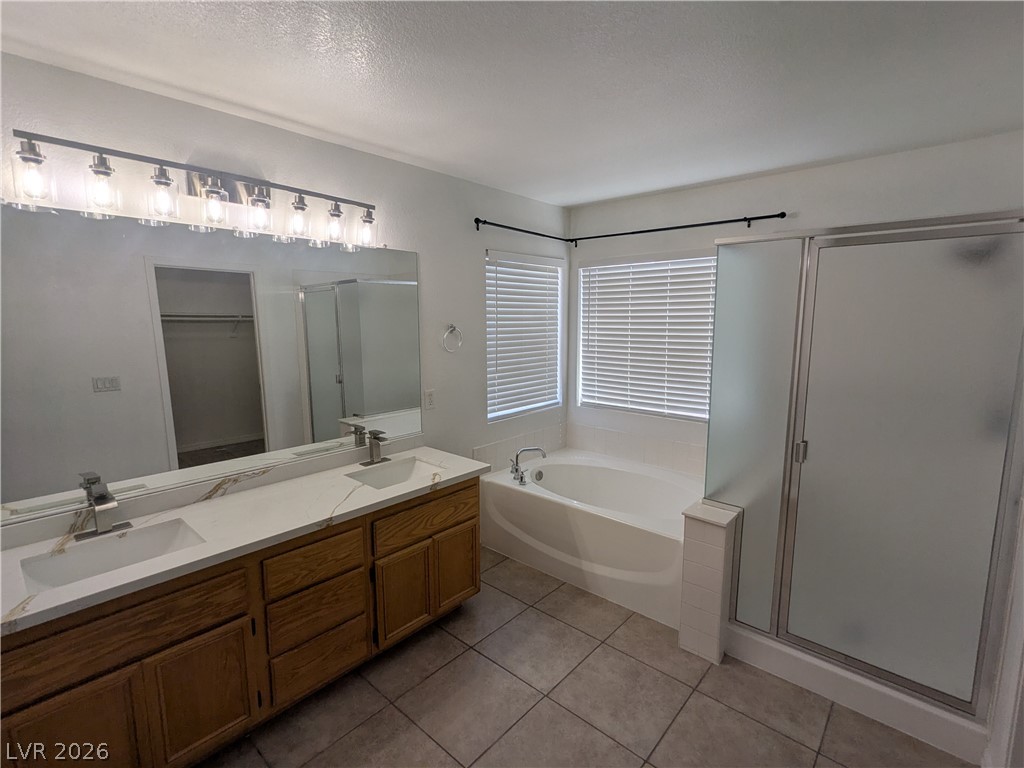 1016 Royal Plum Lane Property Photo 31