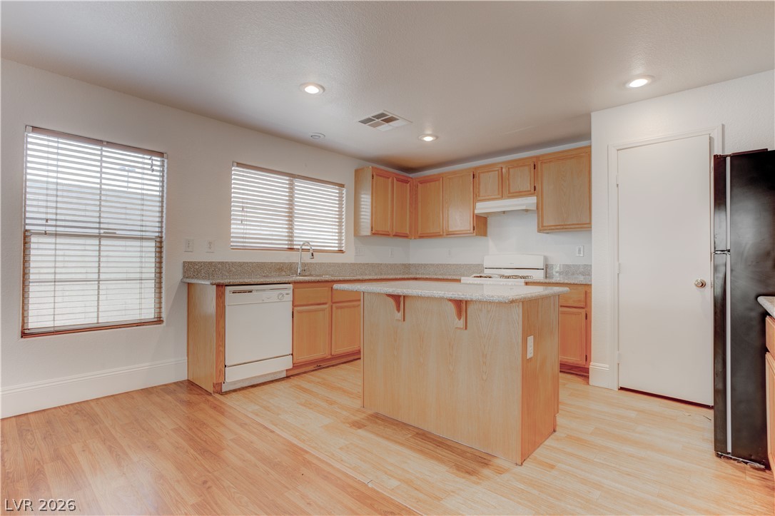 1195 Sweet Orange Street Property Photo 15