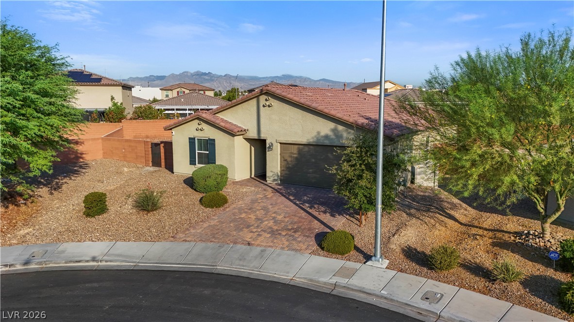 620 Sand Sage Avenue Property Photo 2