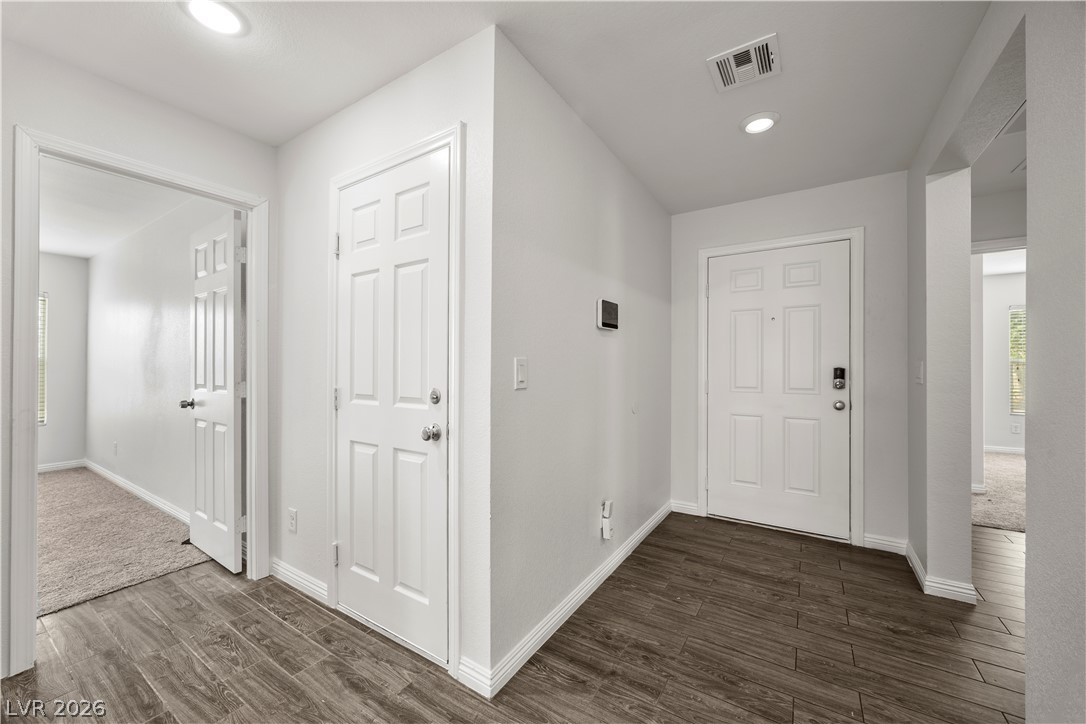 620 Sand Sage Avenue Property Photo 4