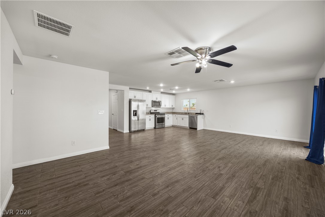 620 Sand Sage Avenue Property Photo 9