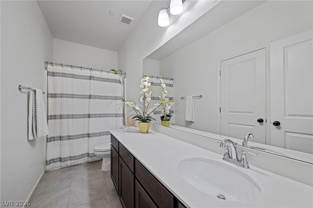 976 East Sunset Road Property Photo 39