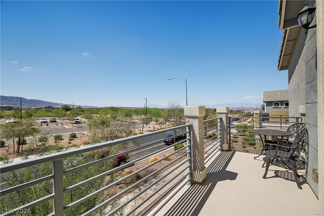 976 East Sunset Road Property Photo 42