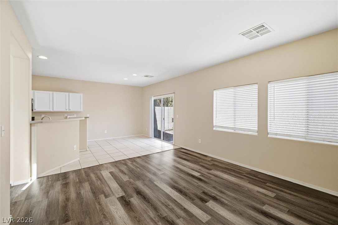 528 Round Reign Avenue 0 Property Photo 9