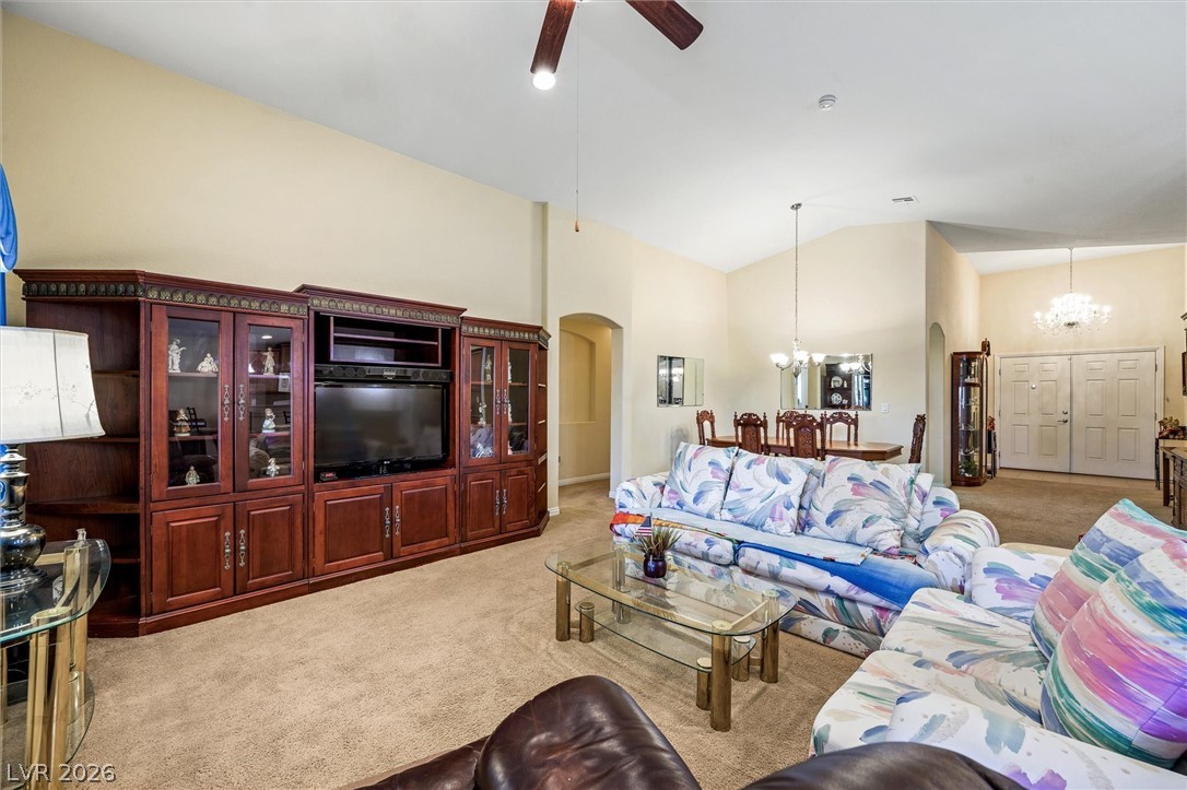 213 Whitetail Archery Avenue Property Photo 5