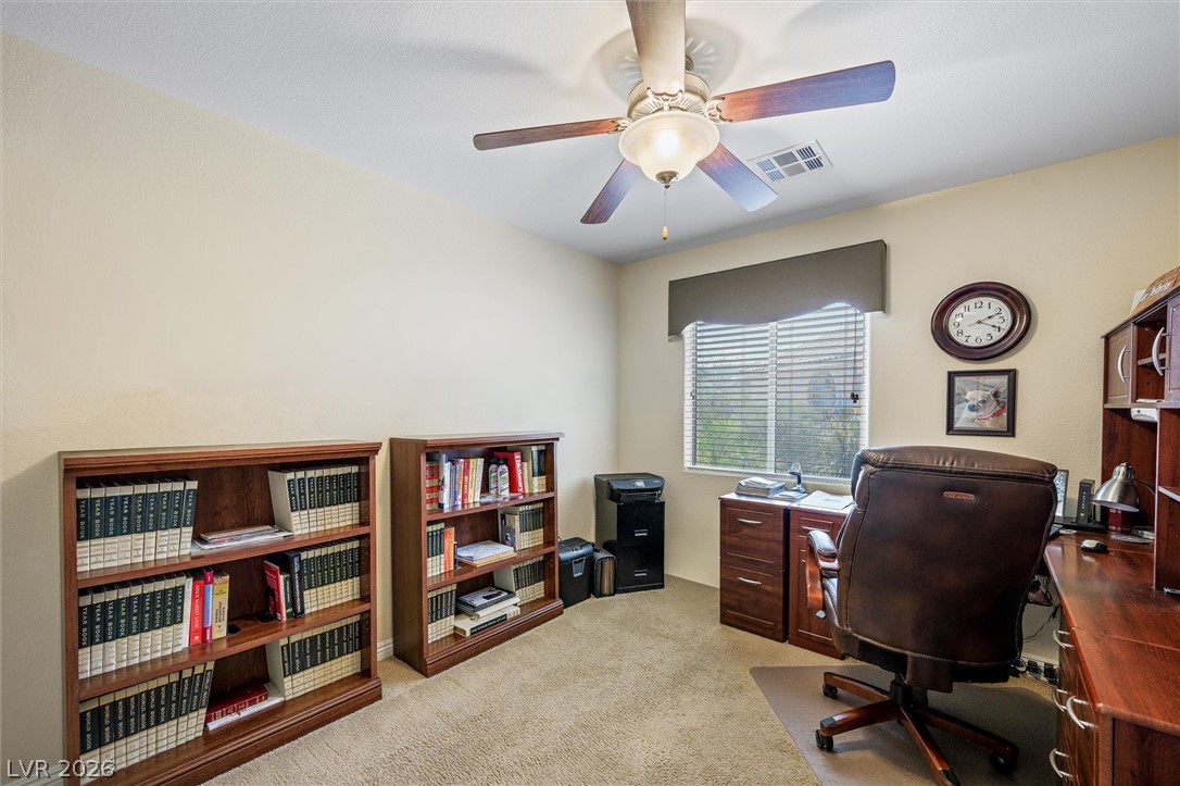 213 Whitetail Archery Avenue Property Photo 28