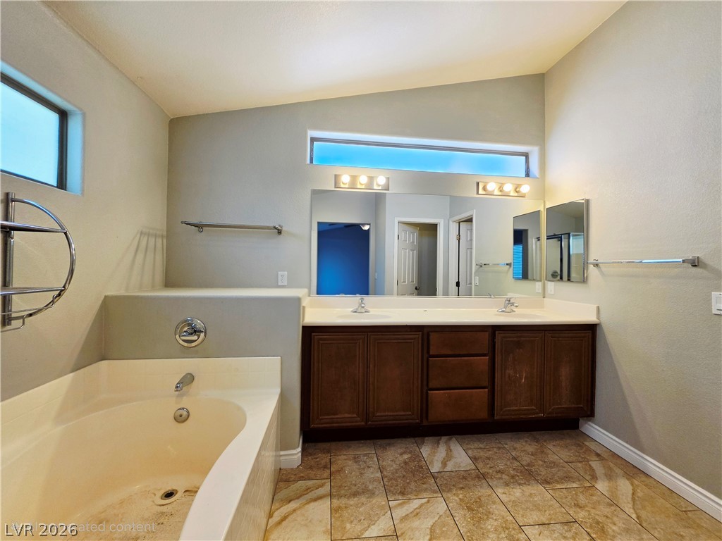3549 Bella Sovana Court Property Photo 20