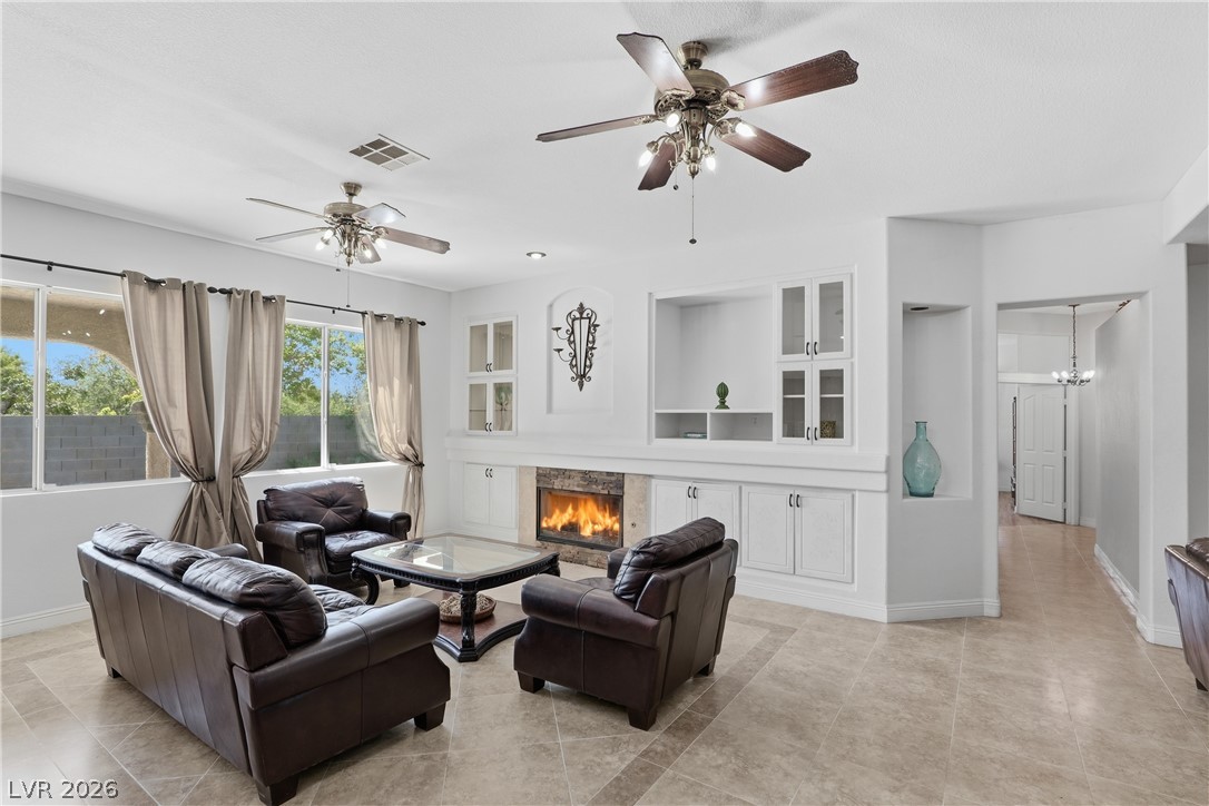 2531 Serenity Hollow Drive Property Photo 8