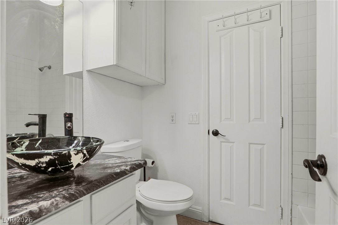 2531 Serenity Hollow Drive Property Photo 11